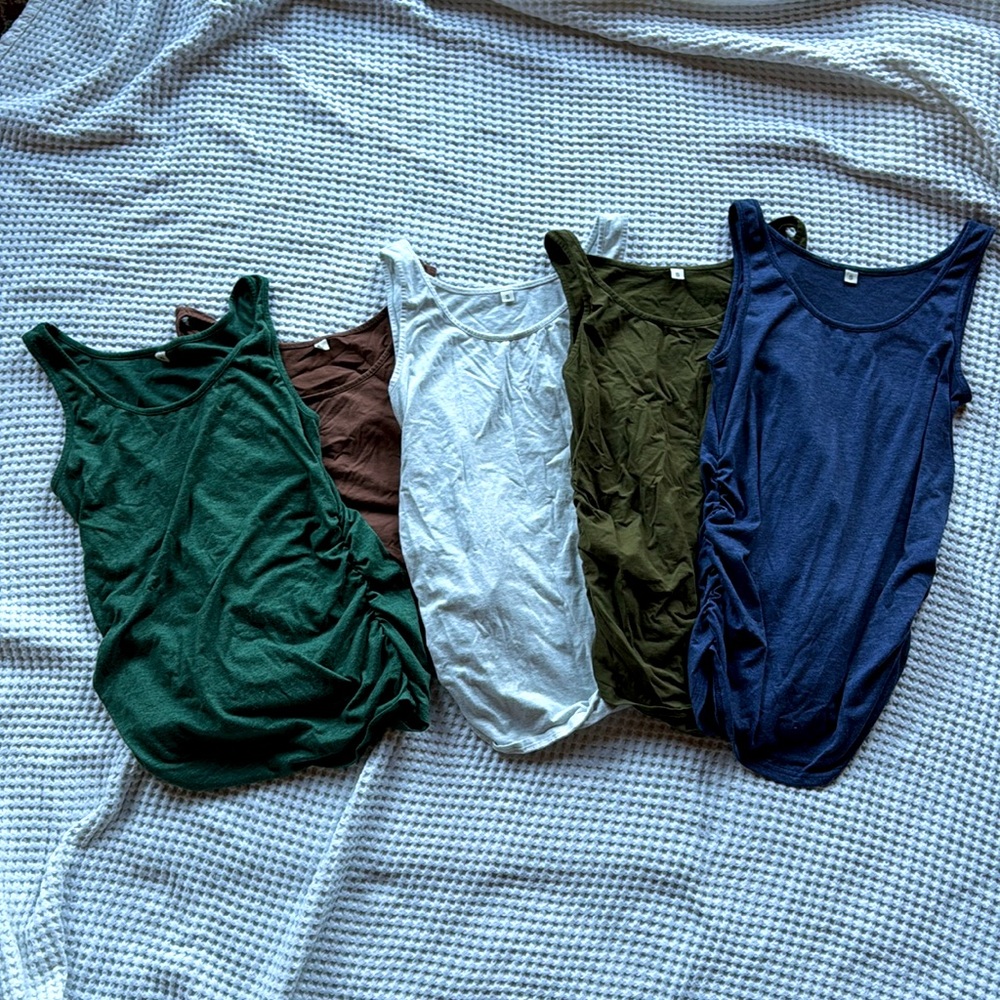 (5) Maternity tank tops - Size Small, various colors